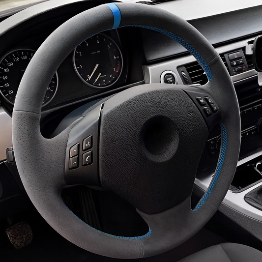 Performance Lenkradbezug - Alcantara perforiert mit 12 Uhr Markierung blau - passend für BMW E90 E91 E92 E93 E81 E82 E87 E88