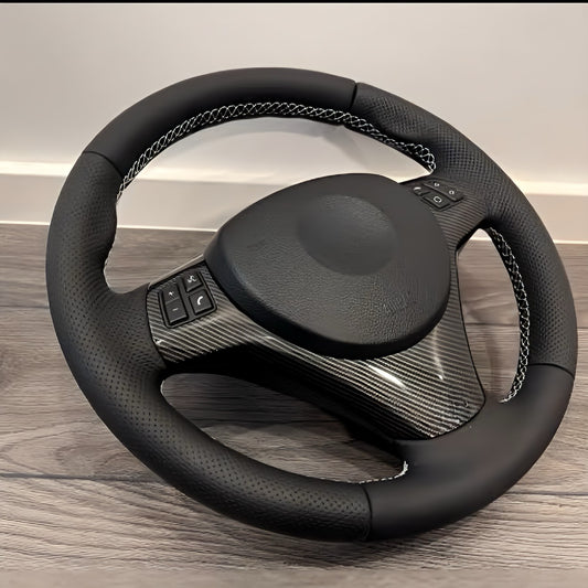 Performance Lenkradbezug - Leder glatt / perforiert - passend für BMW E90 E91 E92 E93 E81 E82 E87 E88