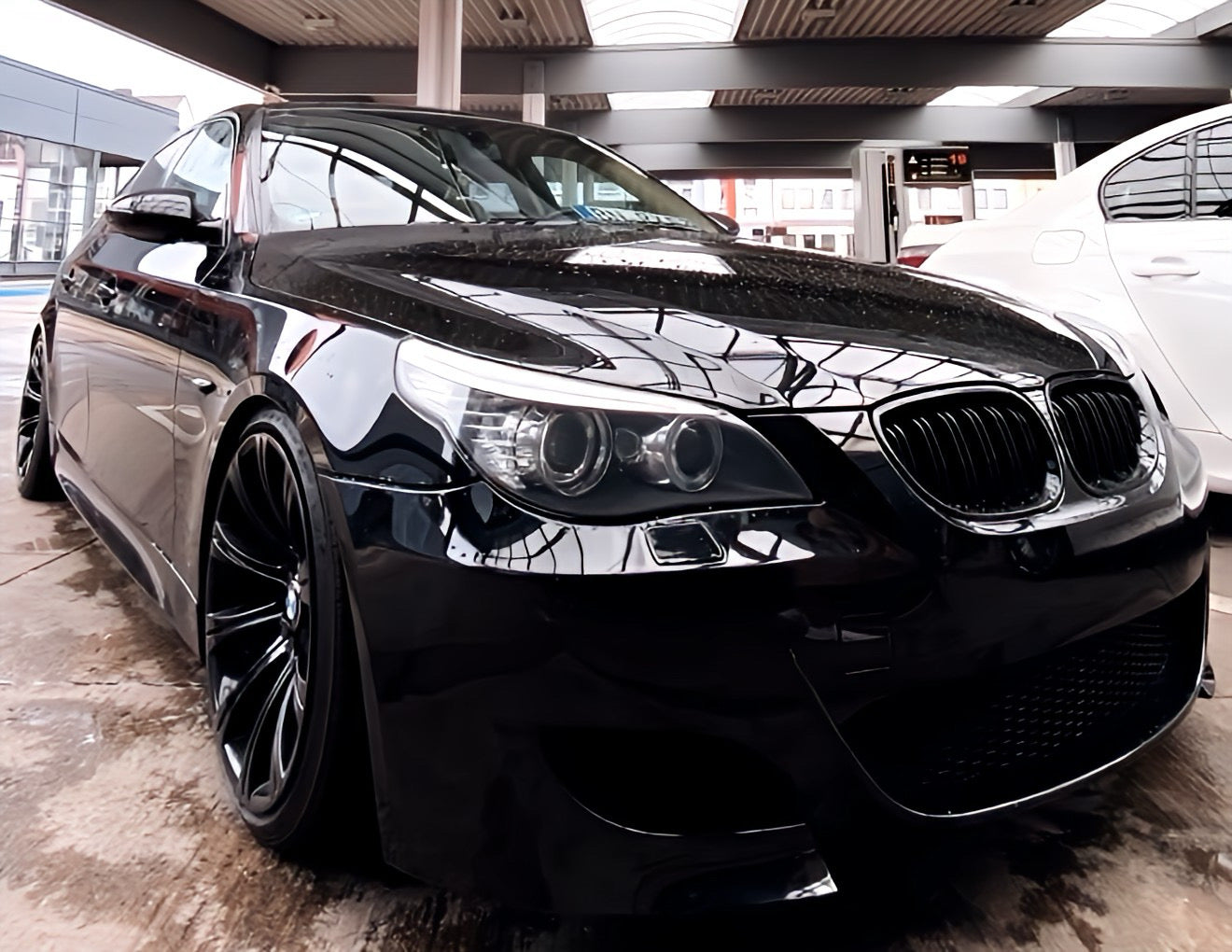 Performance Kühlergrill / Nieren - Schwarz Hochglanz / Doppelsteg - passend für BMW E60 E61