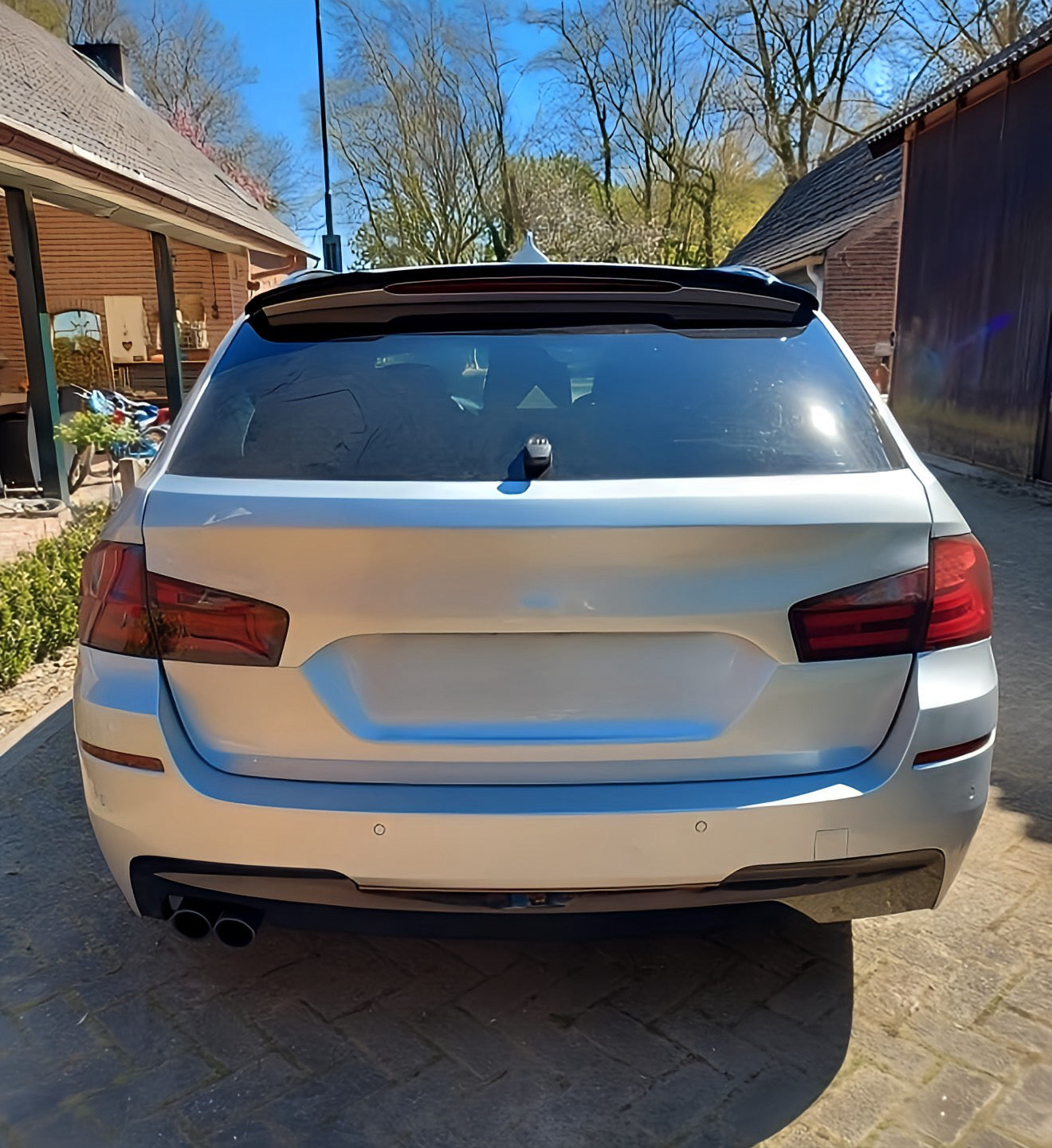 Performance Spoiler passend für BMW F11 - Schwarz Hochglanz Touring