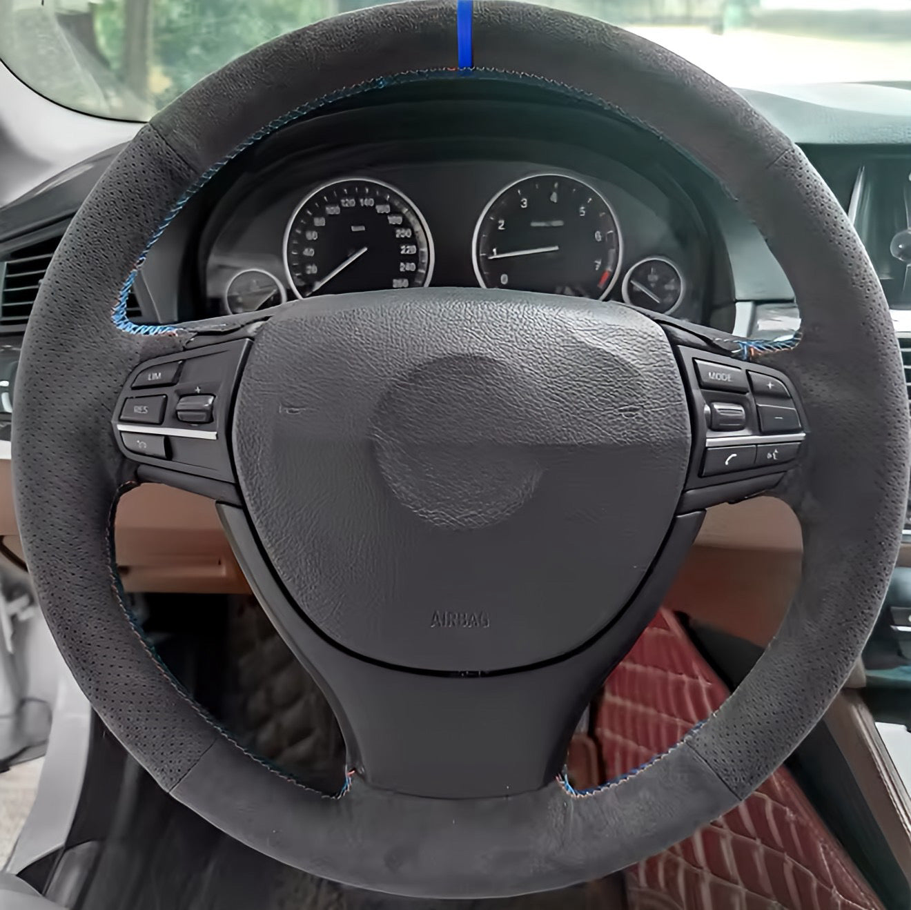 Performance Lenkradbezug - Alcantara perforiert + 12 Uhr Markierung blau - passend für BMW F20 F21 F45 F22 F23 F46 F30 F31 F34 F32 F33 F36 F10 F11 F07 F12 F06 F13 X1 F48 X2 F39 X3 F25 X4 F26 X5 F15 X6 F16
