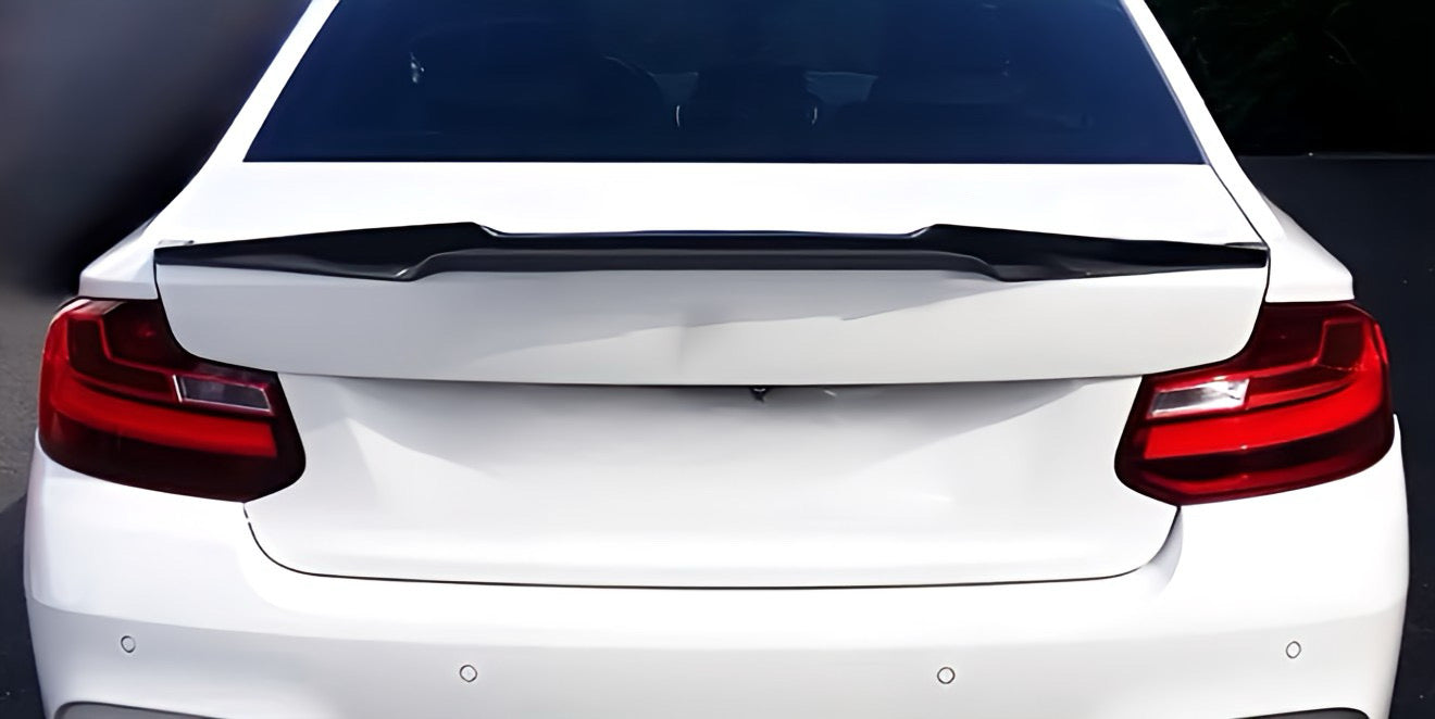Performance Spoiler passend für BMW F87 F22 F23 - Schwarz Hochglanz