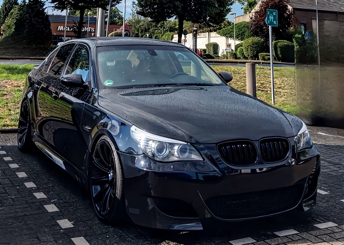 Performance Kühlergrill / Nieren - Schwarz Hochglanz / Doppelsteg - passend für BMW E60 E61