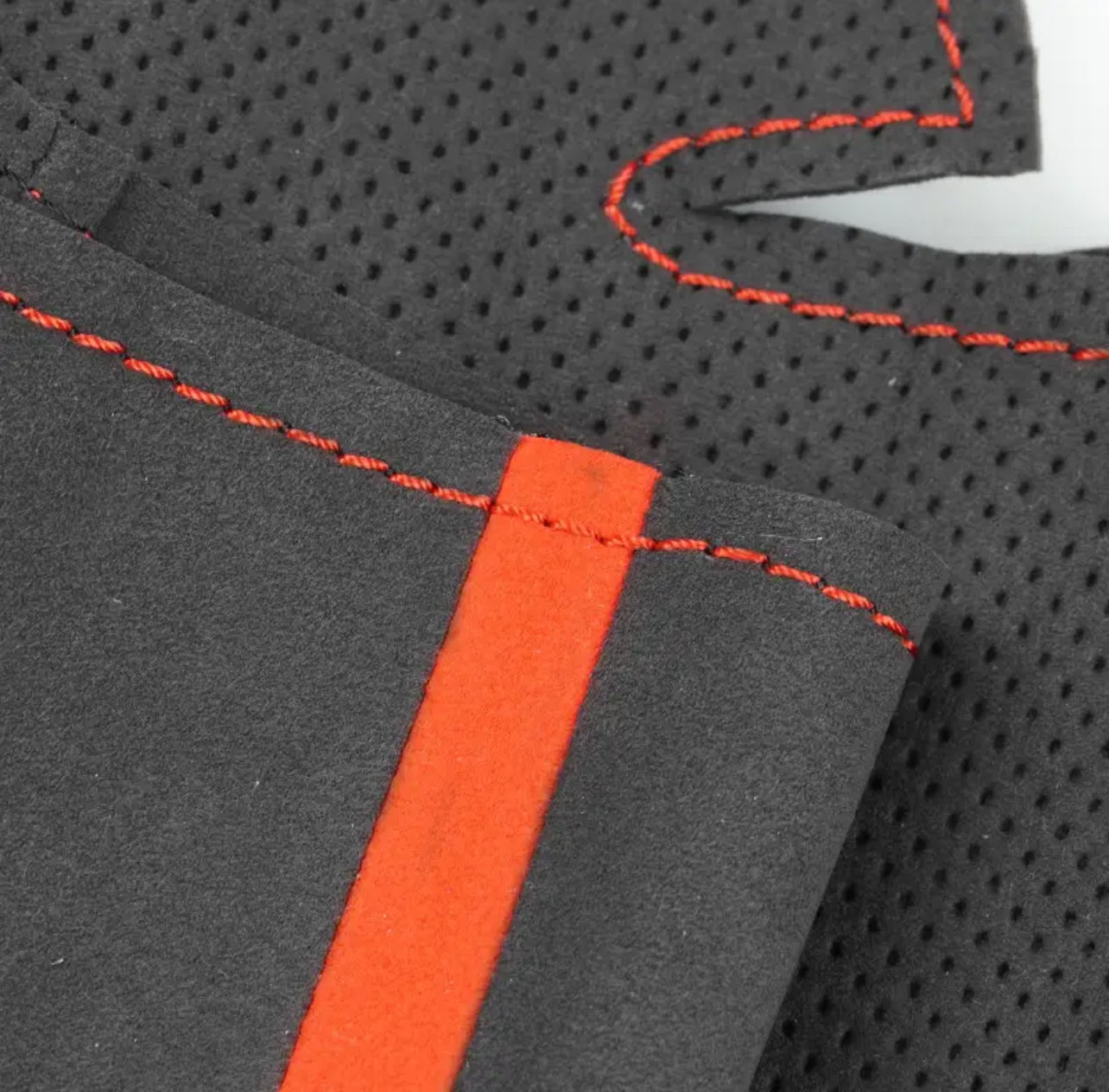 Lenkradbezug Für BMW 1er - Leder Bezug In Lila Rutschfest