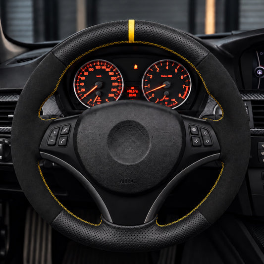 Performance Lenkradbezug passend für BMW E81 E82 E87 E88 E90 E91 E92 E93 E84 – Alcantara/Leder gelbe 12-Uhr-Markierung
