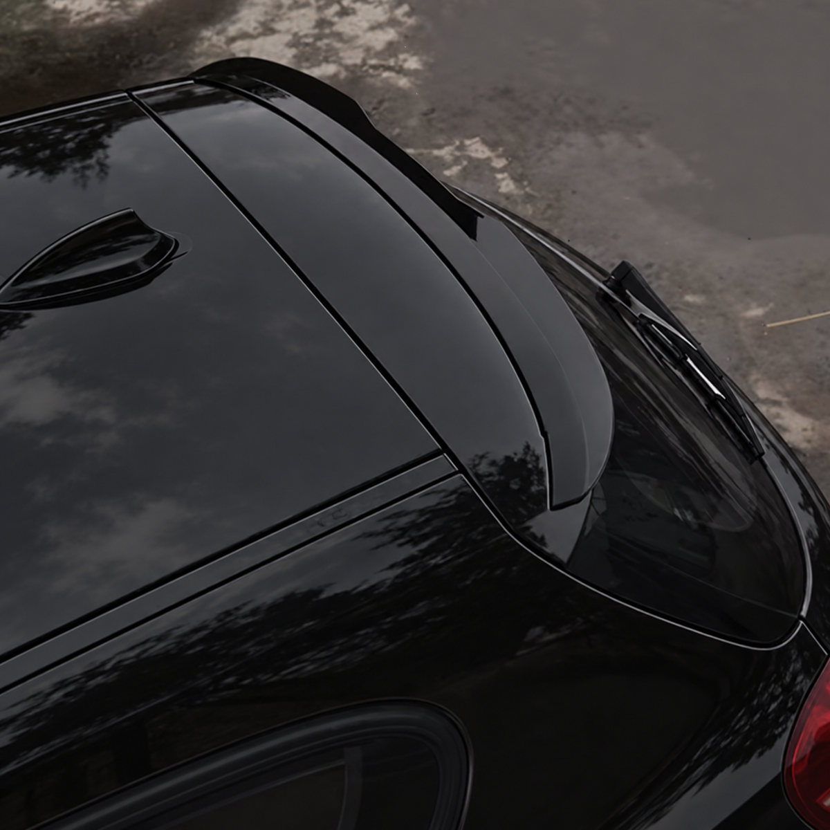 Performance Heckspoiler passend für BMW 1er E81 E87 – Schwarz Hochglanz