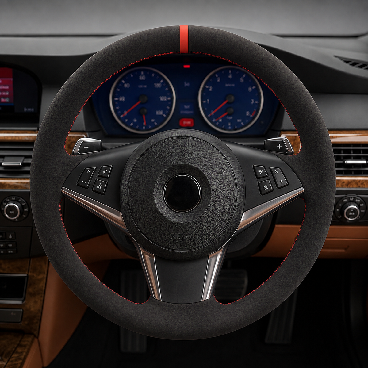 Performance Lenkradbezug passend für BMW E60 E61 E63 E64 – Alcantara – rote 12-Uhr-Markierung