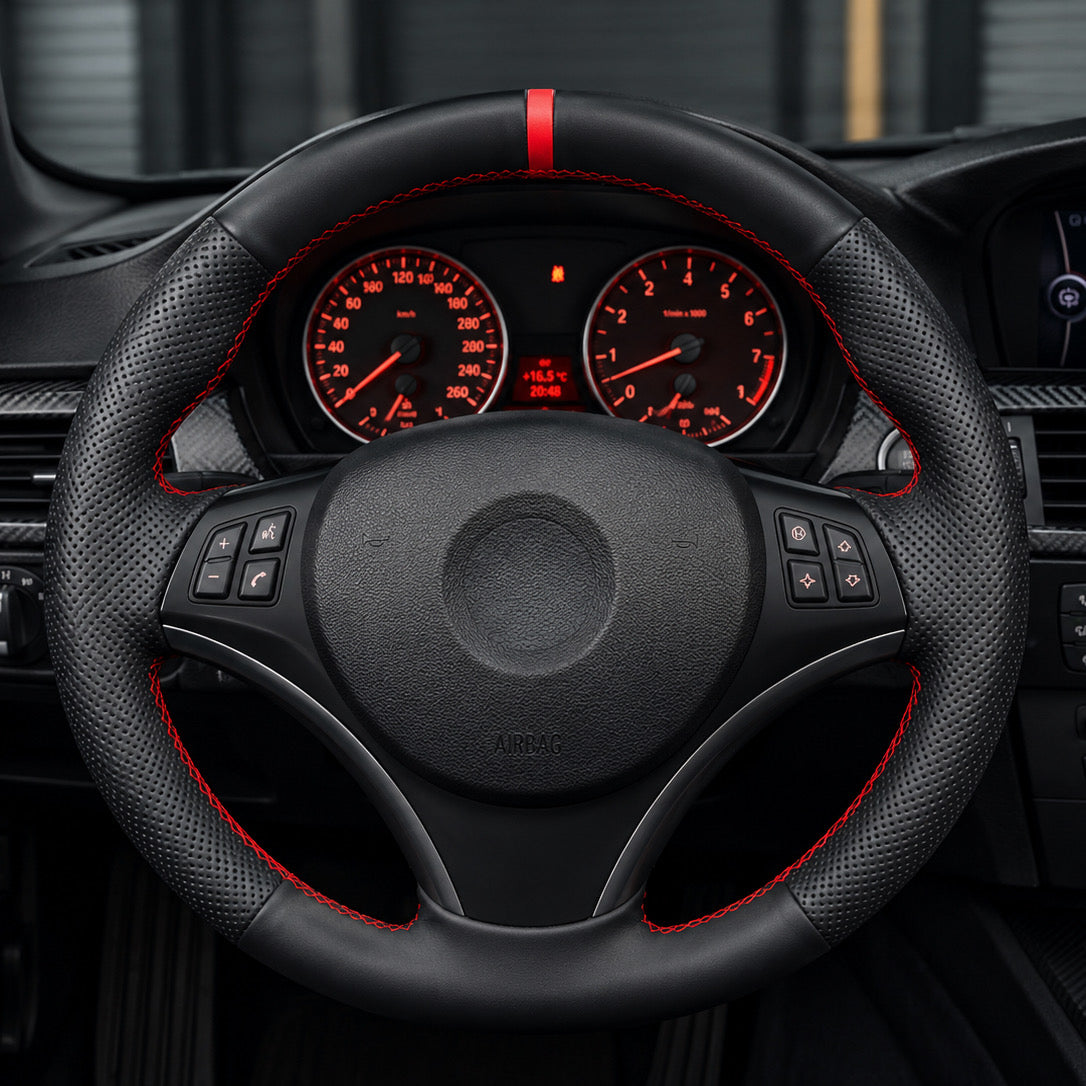 Performance Lenkradbezug passend für BMW E81 E82 E87 E88 E90 E91 E92 E93 E84 – Leder rote 12-Uhr-Markierung
