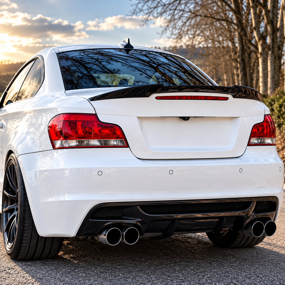 Performance Heckspoiler passend für BMW 1er E82 E88 & 1M E82 – Schwarz Hochglanz