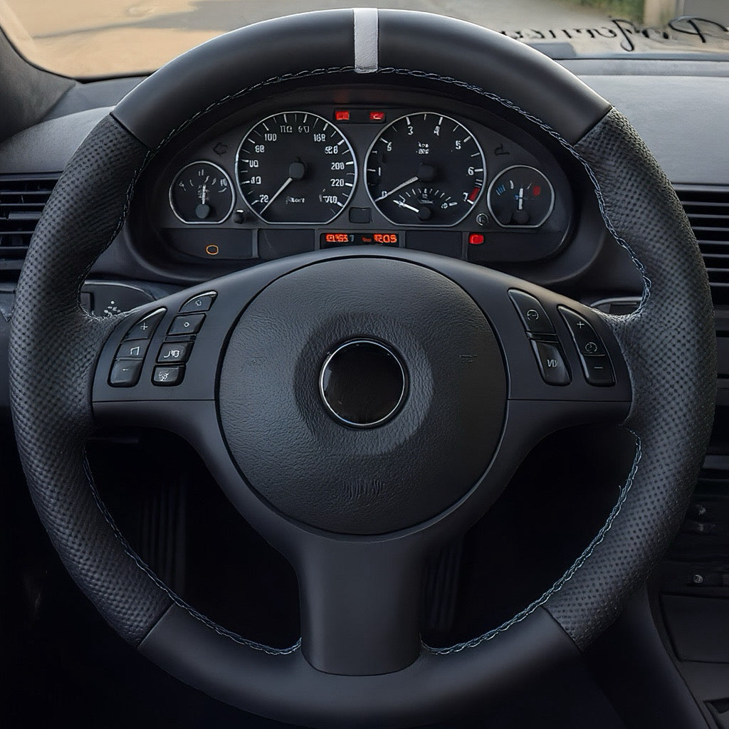 Performance Lenkradbezug - glattes + perforiertes Leder + 12 Uhr Markierung weiß - passend für BMW E46 E39